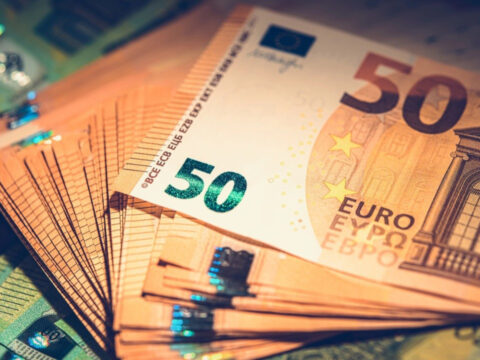Abden 90 milyar euroluk kritik karar ingiltereye onay cikti AhKrhu33.jpg