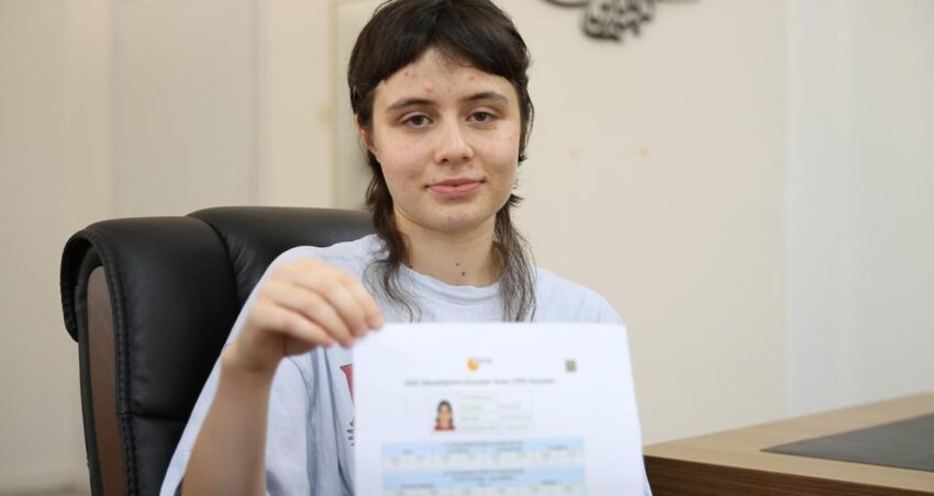 Acik liseden yks birinciligine internetten ogrendigi fransizcayla zirveye ulasti kANGcw8W.jpg