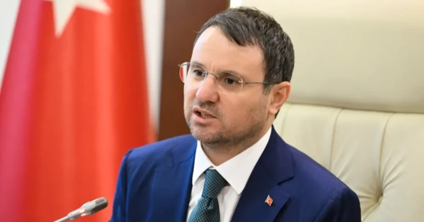 Adalet bakani akin gurlek manevi tazminat gelirini turk kizilaya bagisladi fwgttuBN.webp