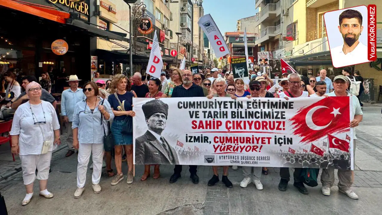 ADD “Cumhuriyet” için yürüdü: ‘Şanlı tarihimizin ideolojik tercihlere göre yeniden yazılmak istenmesine itiraz ediyoruz!’