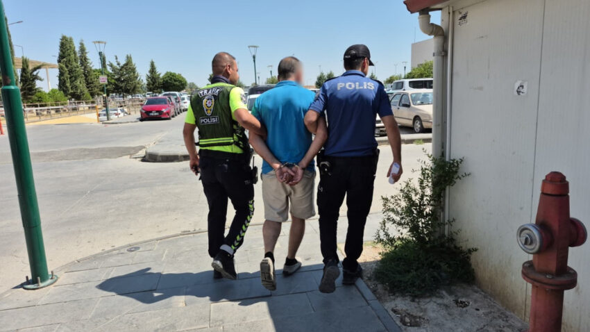 Adiyamanda hirsizlik ve dolandiriciliktan aranan iki supheli yakalandi QYOqrJIA.jpg