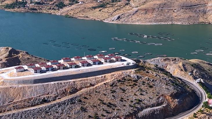 Adiyamandaki yeni koy evleri vatandastan tam not aldi devlet babaligindan fazlasini yapti Njk9bRkS.jpg