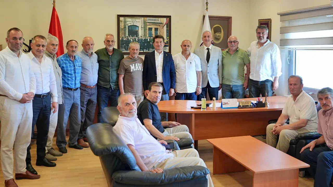 Ahmet Kaya’dan amatörlere büyük destek