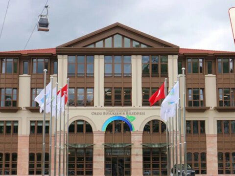 Akpli buyuksehirde gelir gider farki aciliyor paralar faiz giderlerine akti JPMqjXIM.jpg