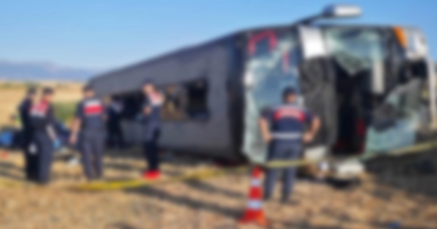 Amasyada yolcu otobusu devrildi 46 yarali 2sinin durumu agir WkDqjvfK.webp