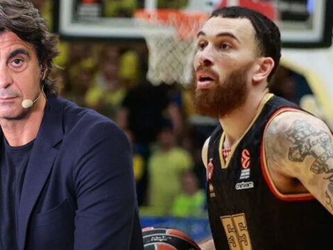 Anadolu efesin yeni yildizi mike james ibrahim kutluaya tepki gosterdi EZlWhTSr.jpg