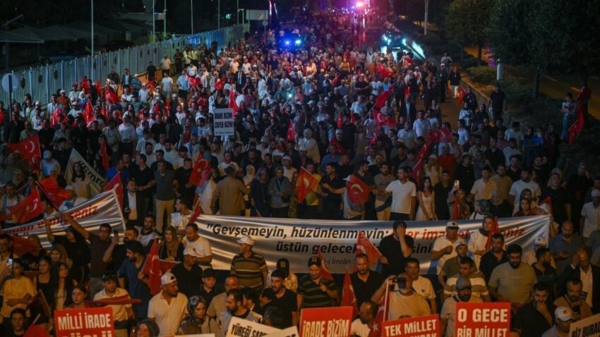 Ankarada 15 temmuz dolayisiyla kortej duzenlendi YuWzmSIT.jpg