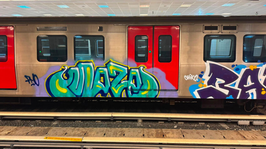 Ankarada akillara durgunluk veren olay metro vagonlarina gizlice girip grafiti yaptilar kKvKrBVr.jpg