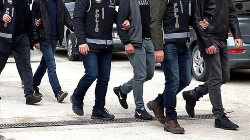 Ankarada cankaya belediyesine yolsuzluk operasyonu cankaya belediye baskani huseyin can guner dahil 36 kisiye 18OfnRsY.webp