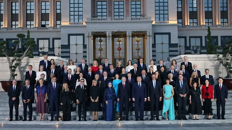 Ankaradaki nato zirvesi dunyanin gundemine oturdu lYnAgmGM.jpg