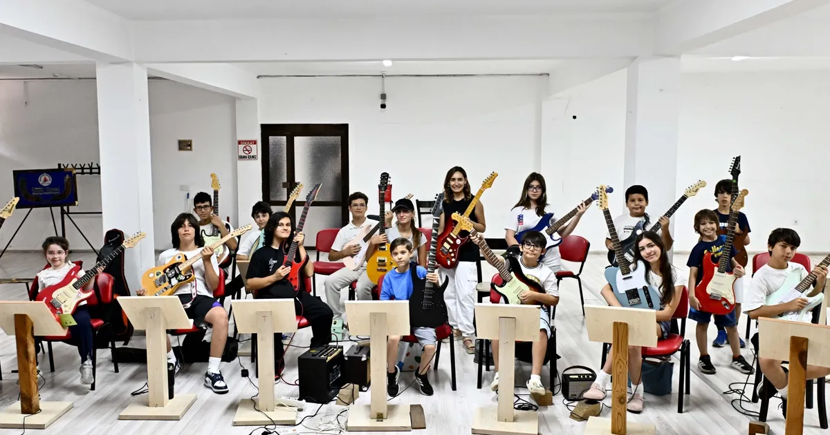Antalya Muratpaşa’da Değirmenönü’nde gitarın dört hali