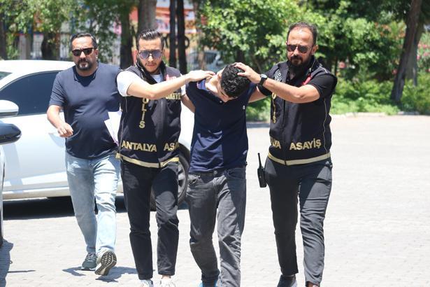Antalyada dehset iclerine seytan girdi diyerek iki ablasina saldirdi S7CC2KPb.jpg