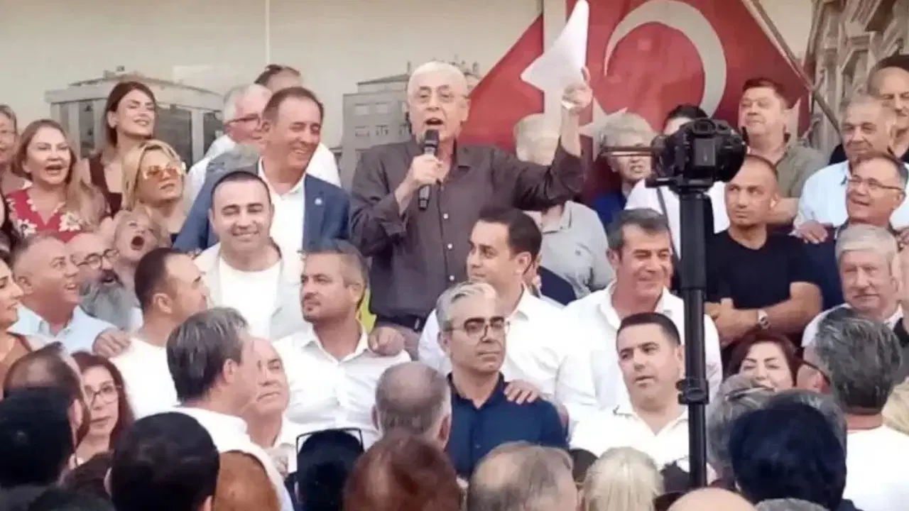 Antalya’da toplu istifa: CHP’nin eski il başkanı ve ilçe başkanları ile 19 Mart protestolarında gündem olan Pikaçu da aralarında…