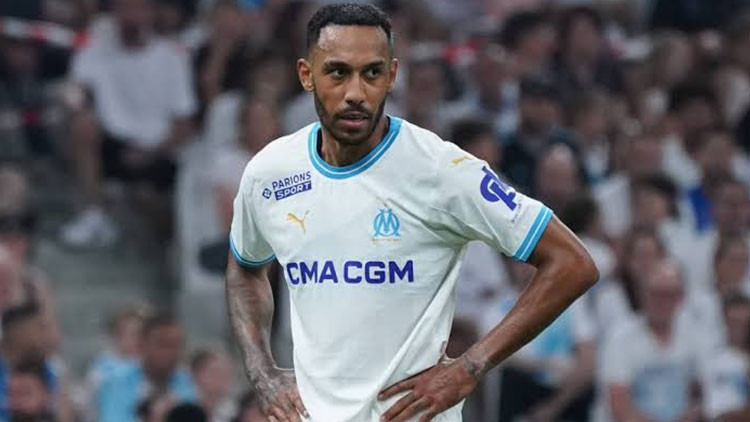 Aubameyangin coruma transferinde okul engeli Ia5ZCYVA.jpg