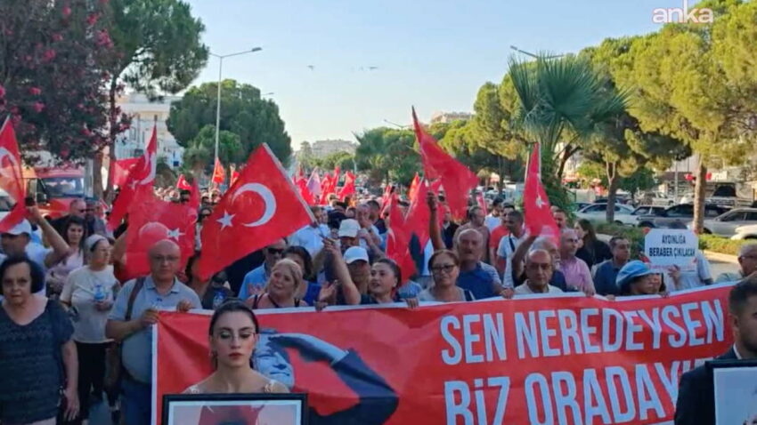 Aydinda chpnin il ve ilce yoneticilerinin gorevden alinmasina karsi orgut iradesi yuruyusu yapildi BcIyx7YY.jpg