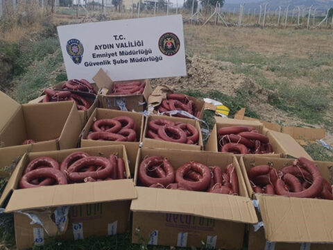 Aydinda gida sahtekarlarina darbe yaklasik 2 milyon tllik sahte ve etiketsiz urun ele gecirildi 2QODxBZa.jpg
