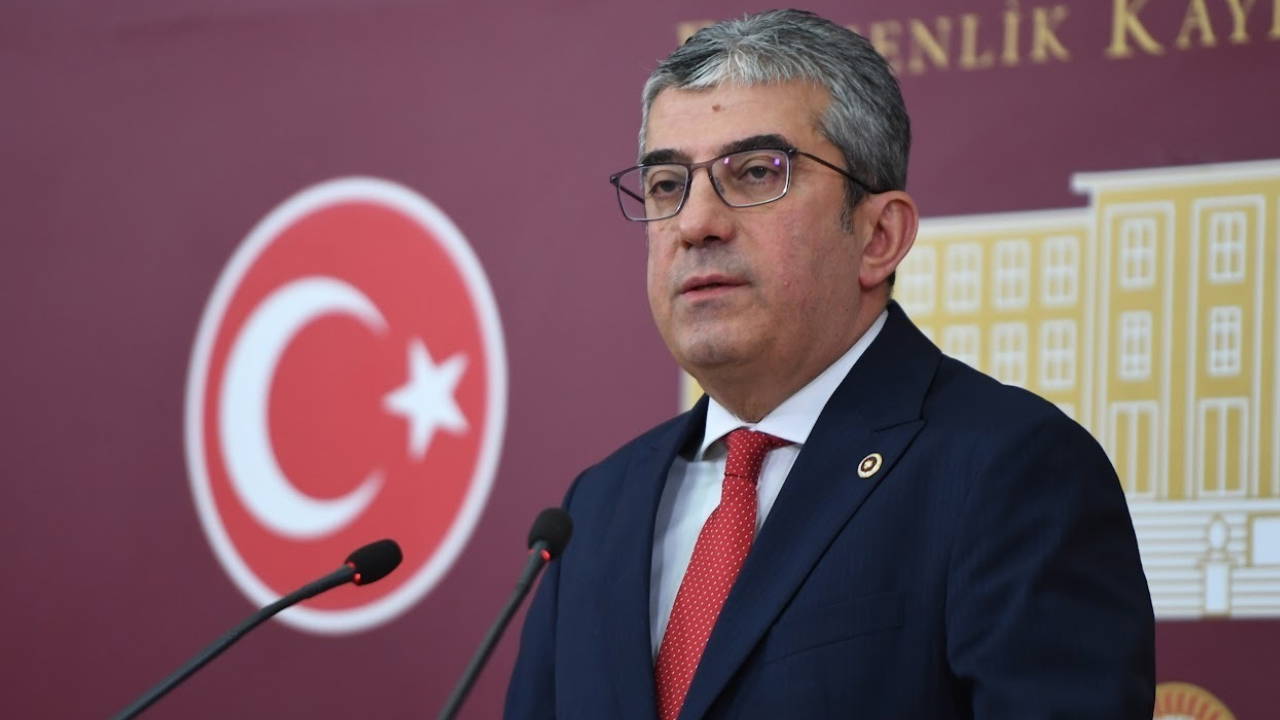 Aynı tweeti atmışlardı… CHP’li Günaydın’dan Barış Yarkadaş ve Melih Gökçek tepkisi: ‘Aynılar aynı yerde’