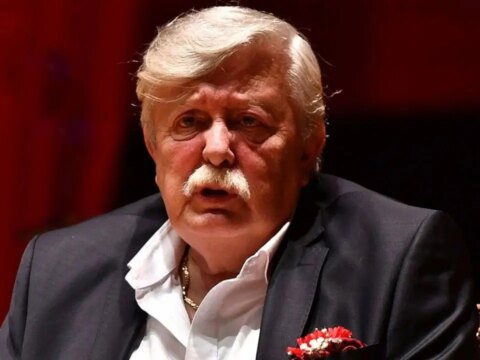 Aziz ustel kimdir aziz ustel kac yasinda nereli aziz ustel neden oldu EIuEjbmC.jpg