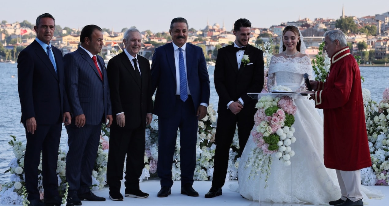 Aziz Yıldırım ile Ali Koç düğünde bir araya geldi! Sadettin Saran detayı dikkat çekti