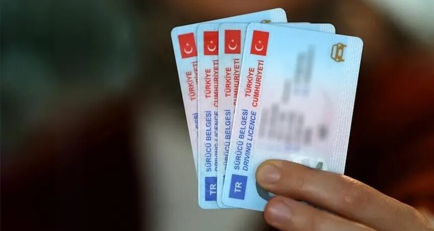 B sinifi ehliyetlerde yeni duzenleme 2 yil sarti getirildi jkzOnYR7.jpg