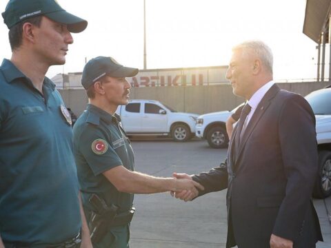 Bakan bolat habur sinir kapisinda incelemelerde bulundu qufz7Aba.jpg