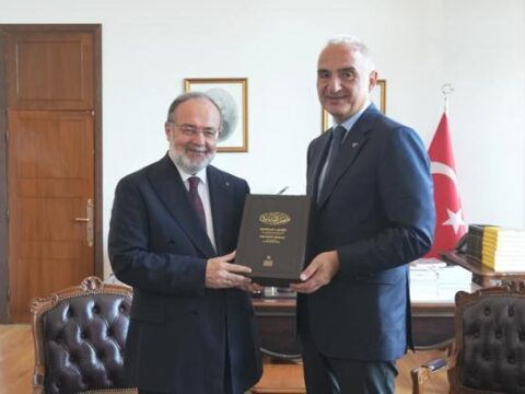 Bakan ersoy medeniyet birikimimizi ilimle bulusturan calismalari memnuniyetle takip ediyoruz e6FpQCCP.jpg
