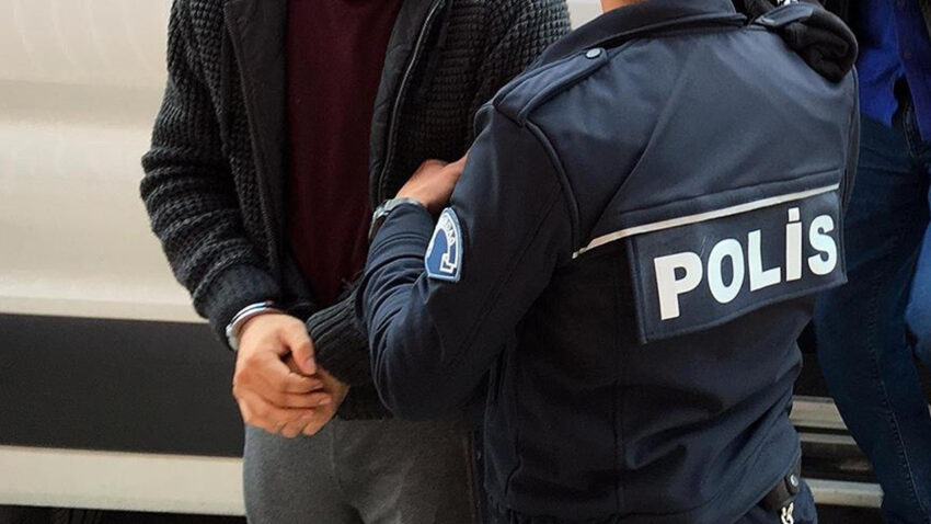 Bakan gurlek acikladi aralarinda kamu gorevlilerinin de oldugu 50 kisiye gozalti Tf1Rxdad.jpg
