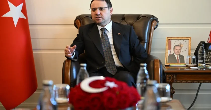 Bakan gurlek feto ile mucadelemiz kararlilikla suruyor e9YOmeFg.webp