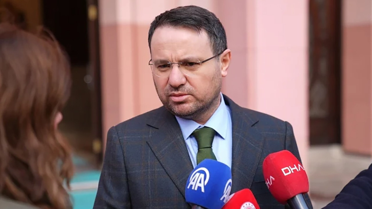 Bakan Gürlek’ten Kızılay’a 150 bin liralık bağış
