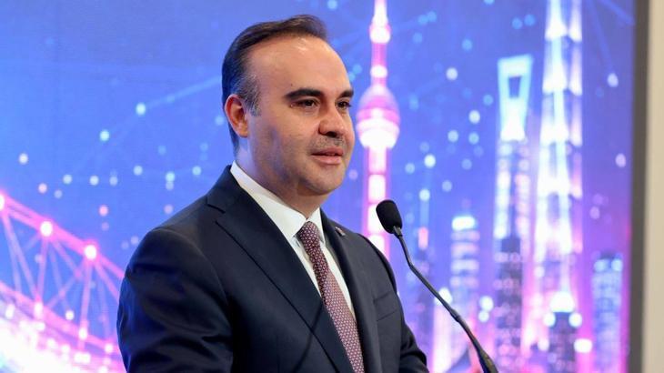 Bakan kacir 6 ulusal arktik bilimsel arastirma seferi ekibini ziyaret etti 6K2nPVJh.jpg
