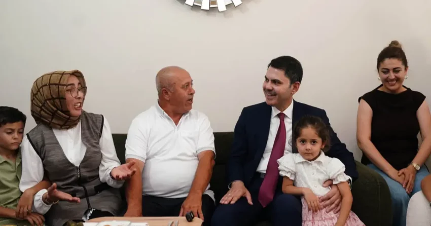 Bakan kurum biz o zor gunleri birlikte atlattik RkWuBXjI.webp