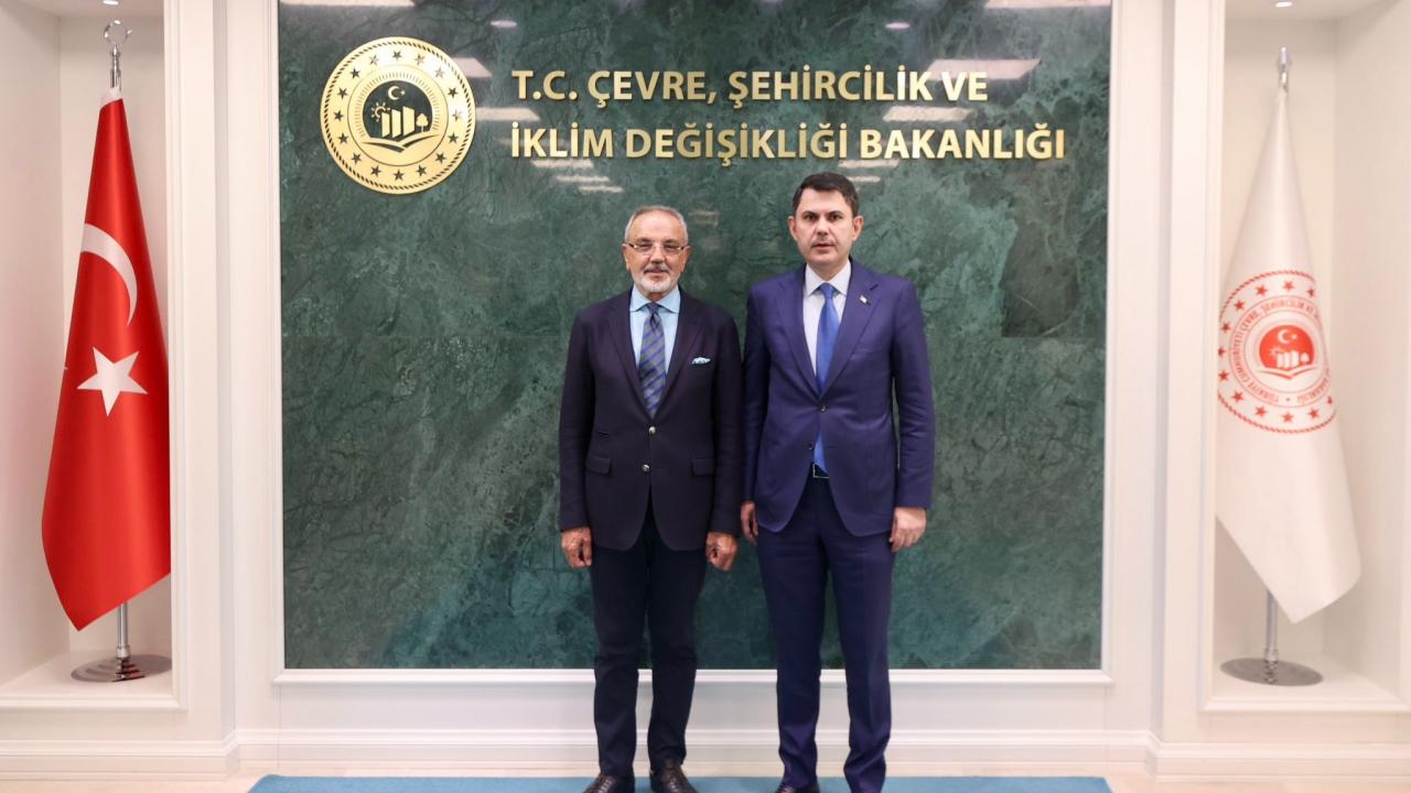 Bakan kurum dem partili sirri sakiki kabul etti F7LBWFNq.jpg