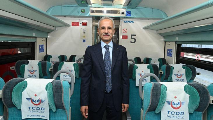Bakan uraloglu eskisehir istanbul yht hatti ile 629 milyon yolcuya hizmet verdik iFdiuv4d.jpg