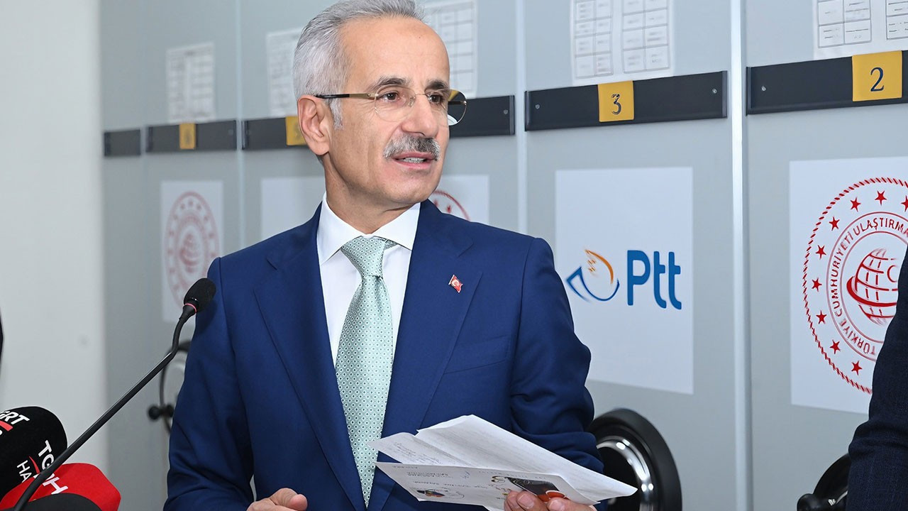 Bakan Uraloğlu: PTT’nin elektrikli skuterleri Dünya’nın çevresini 260 kez dolaşacak mesafeye ulaştı