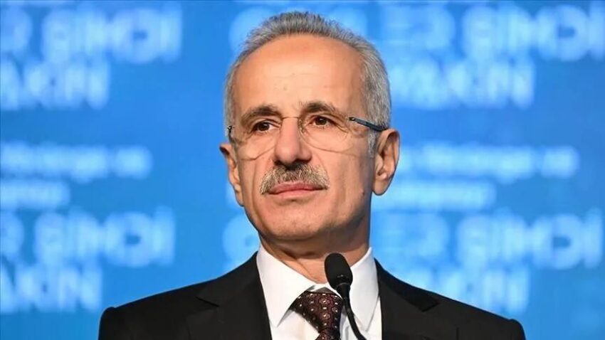 Bakan uraloglundan 15 temmuz demokrasi ve milli birlik gunu mesaji rk43XztC.jpg