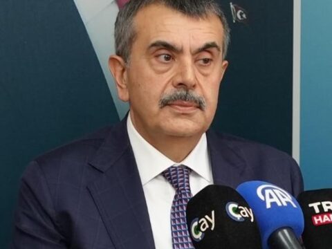 Bakan yusuf tekin bu bahaneye sigindi kurtulus savasini ders kitaplarindan cikaracagiz demisti XyGPUuQL.jpg