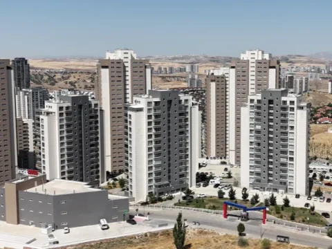 Balon ilanlar emsal alinmamali gayrimenkulde yeni anahtar dogru fiyat olacak CUGJ3Bxl.webp
