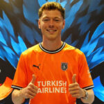 Basaksehir danimarkali kanat oyuncusu andreas skov olseni kadrosuna katti 5rkaSjzE.jpg