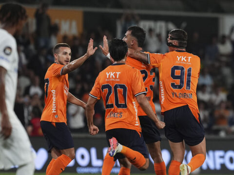 Basaksehir evinde inter turkuya takildi turu rovansa birakti qwrZCsjZ.jpg