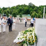 Baskan tugay srebrenica katliamini anma torenlerine katildi Bz7lW6e6.webp