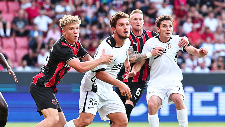 Besiktas hazirlik macinda spartak trnavaya maglup RhNS8f31.jpg
