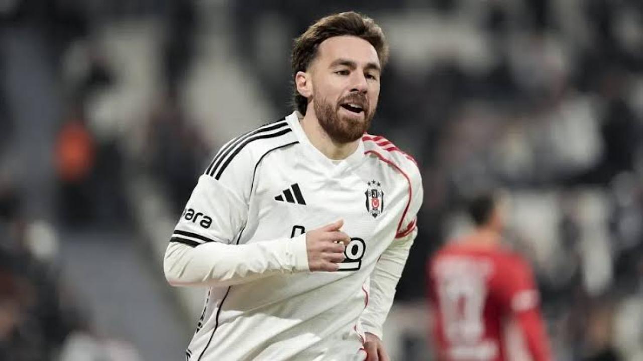 Beşiktaş ile anılan Fenerbahçeli milli futbolcu Orkun Kökçü’yle paylaşım yaptı!