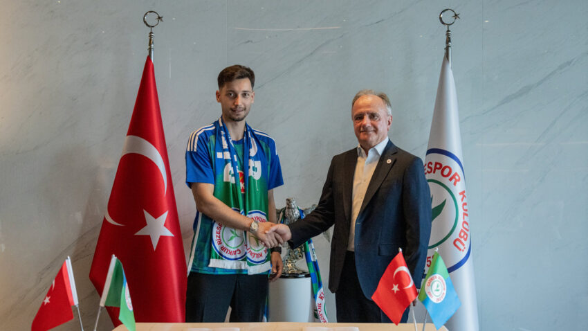 Besiktastan ayrilip super lig takimina transfer oldu uT3pjxW7.jpg