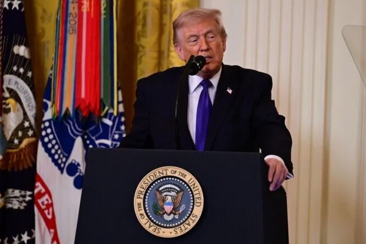 Beyaz Saray’daki teleprompter sorumlusunun Trump’ın konuşma metinleri üzerinden bahis açtığı iddiası