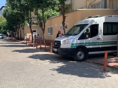 Biri 10 biri 7 yasindaydi iki kucuk kardesin acisi adanayi yakti zzwdJihq.jpg