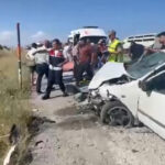 Bitliste feci kaza iki otomobil carpisti 6 yarali h1ssc1vm.jpg