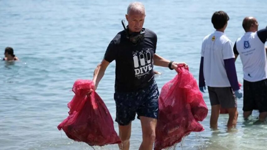 Bodrum turkbukunde deniz dibi temizligi kiyidan 650 kilogram atik cikarildi KGXWcHvP.jpg
