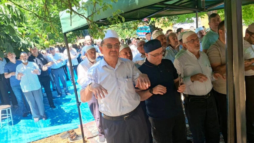 Boluda yagmur duasi gerceklestirildi Q7k1Y4pi.jpg