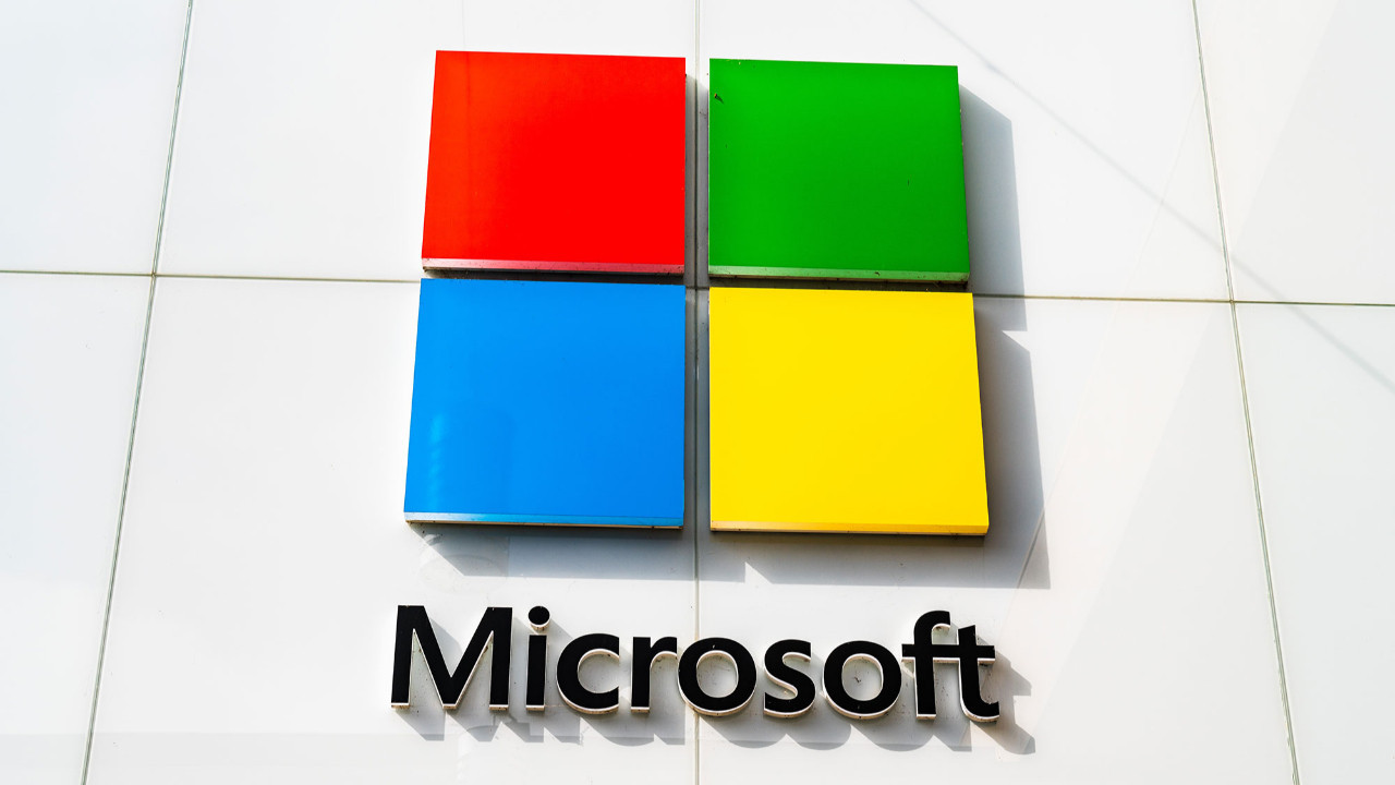 Borsa çöküşünden tarihi rekorlara: Microsoft’tan süper uygulama hamlesi