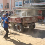 Bozdoganda dogalgaz kazi bolgelerinde temizlik ve yol yikama calismasi suruyor cAM79OHd.jpg
